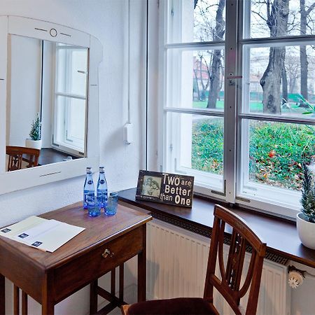 Barokowy Zakatek Bed and Breakfast Świdnica Buitenkant foto