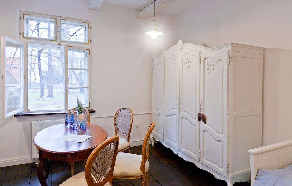 Barokowy Zakatek Bed and Breakfast Świdnica Kamer foto