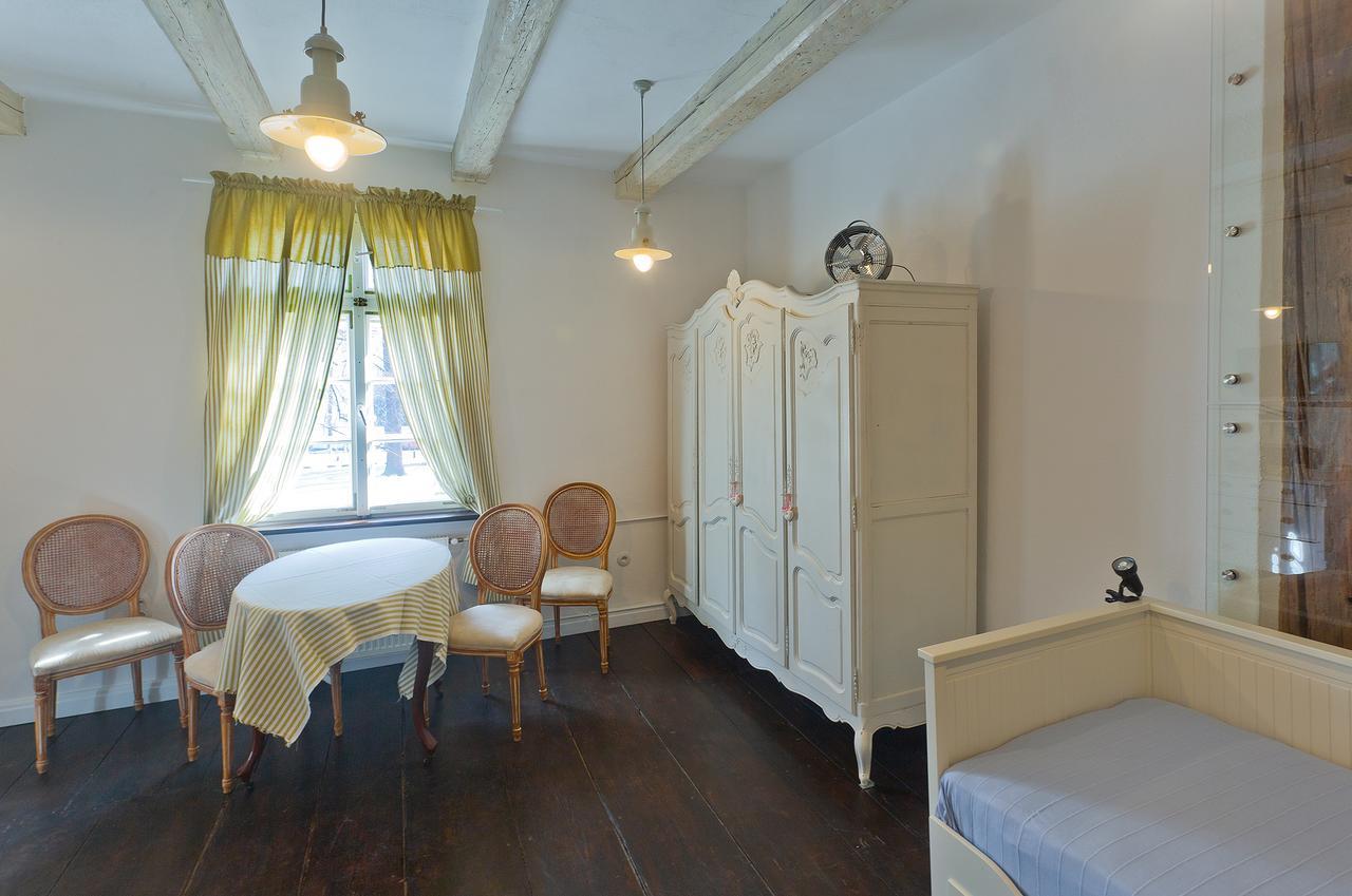 Barokowy Zakatek Bed and Breakfast Świdnica Buitenkant foto